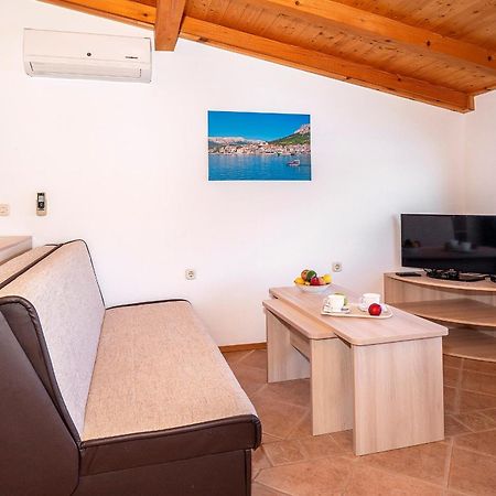 Apartments Kricin II Baška Buitenkant foto
